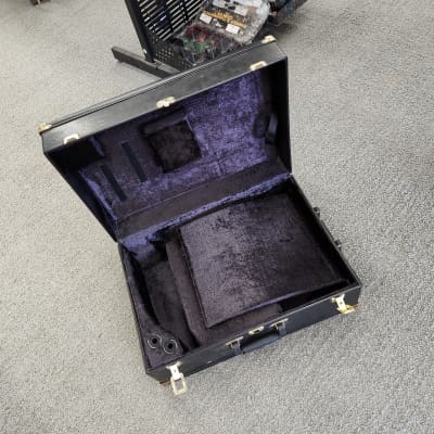 French horn case detachable bell version image 3