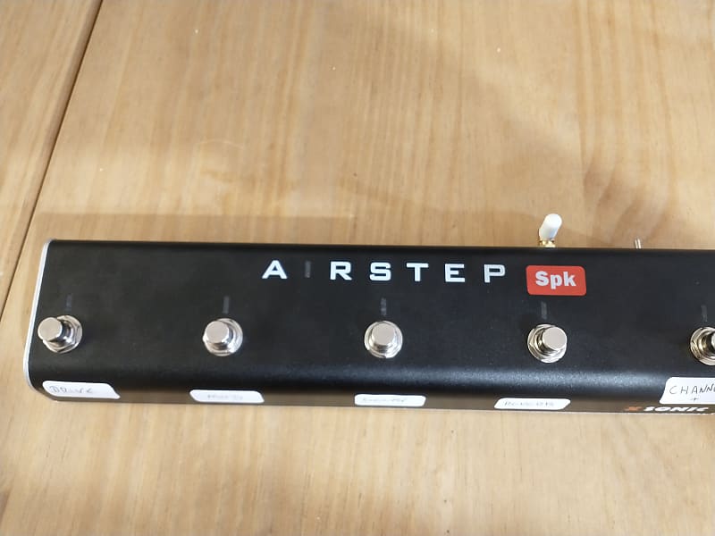 Positive Grid Spark footswitch XSonic Airstep Spark edition Reverb