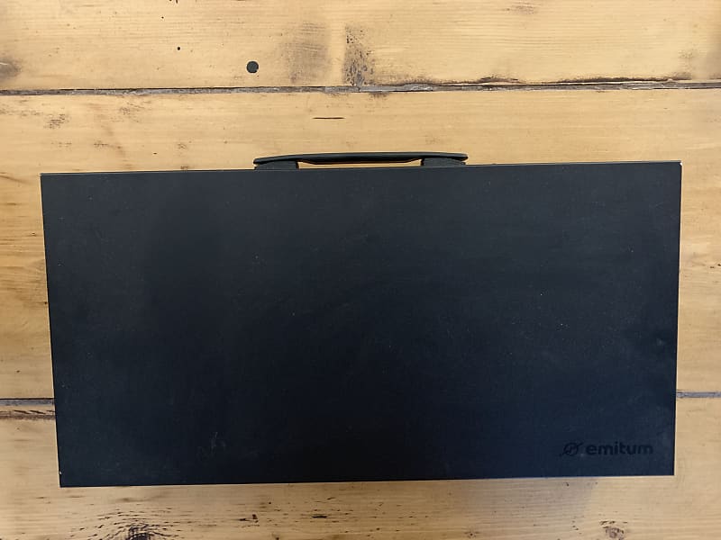 Emitum SanSan 6U x 104hp　生産終了 Emitum SanSan 6U x 104hp 生産終了 Emitum SanSan 6U x 104hp