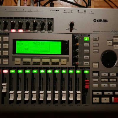 Yamaha 16 popular track digital recorder