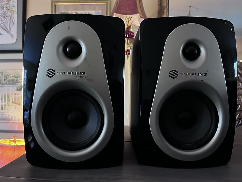 2 Sterling Mx5 Studio Monitors Reverb