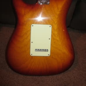 Fender American Deluxe Ash Stratocaster, Tobacco image 7