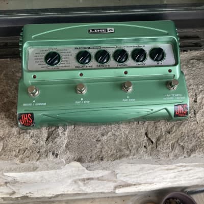 Line 6 Kinnatone & Nose Pedal MOD Line 6 DL4 Delay Modeler | Reverb