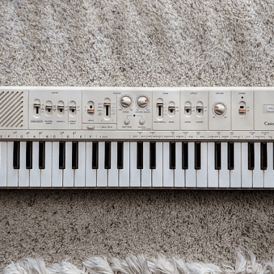 Casio MT-60 Casiotone 49-Key Synthesizer