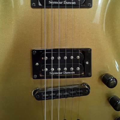 Ibanez SZ320 2005 Gold for sale