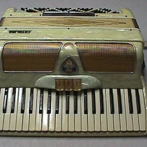 Italian Made Accordion Catalina 120 Bass & Five Stops 1960's Mother of Pearl & Gold Ready to Play image 2