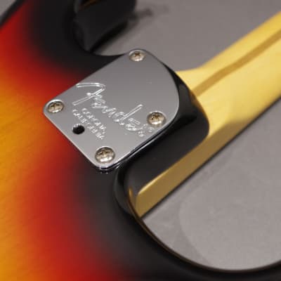 Fender American Deluxe Stratocaster Left-Handed 60th Anniversary with Maple Fretboard 2006 3-Color Sunburst USA LH image 11