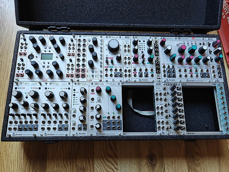 Mutable Instruments Peaks