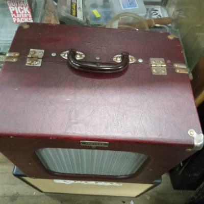 Vintage Early 1950's Newcomb 6 Watt Amplifier Great For A Harp Player or Guitar player image 2