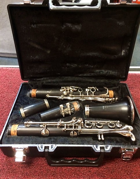 Pre owned YAMAHA Model 34 Grenadilla Wood Clarinet w original hard case