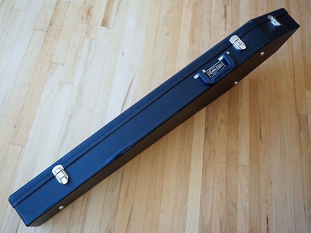 Yamaha BEX4 Hollowbody Acoustic Electric Bass Guitar w Yamaha BEX4 Hollowbody Acoustic Electric Bass Guitar w
