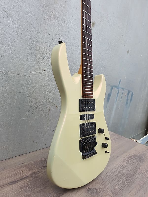 Yamaha RGZ 621 Anni 90 - Bianco perla | Reverb