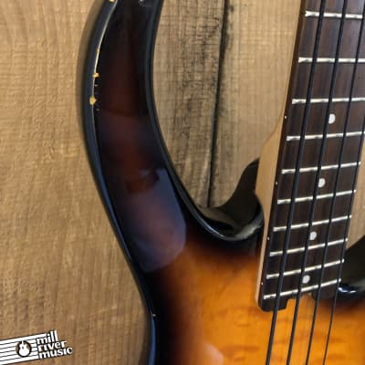 Peavey Millenium BXP 4-String Quilt Top Electric Bass Guitar Sunburst image 8