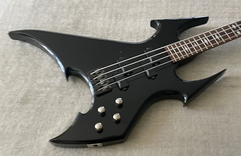 B.C. Rich Beast Bass N.J. Series w Active Electronics + OHSC