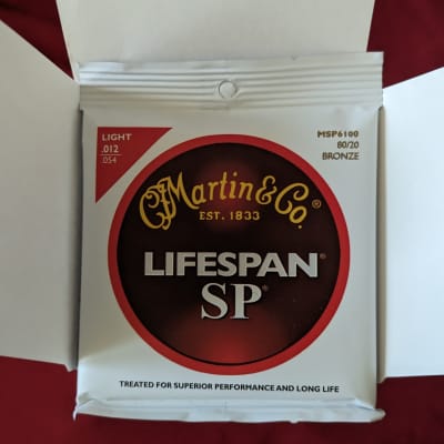 Box of 10 Packs of Martin MSP6100 SP Lifespan 80/20 Bronze Light Acoustic Strings 2010s image 1