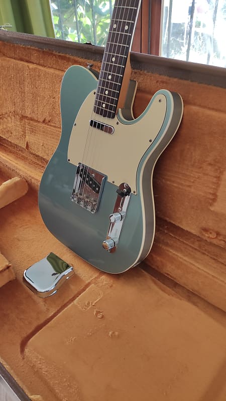 ギター FenderCustomTelecaster AmericanVintage62 Fender American Vintage '62 Telecaster Custom | Reverb The Netherlands