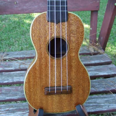 Martin Style 2K Concert All Solid Koa Made in America Ukulele w/ Case P198