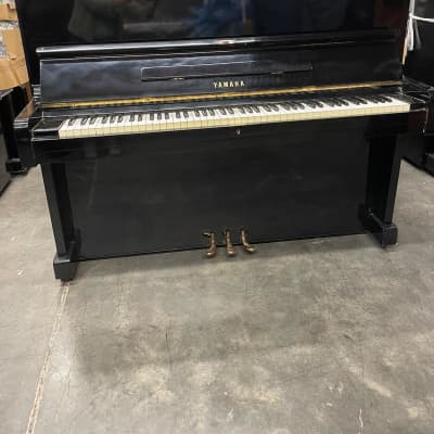 Upright piano Yamaha model U1 48'' image 2