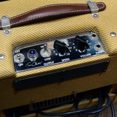 Fender Eric Clapton Vibro Champ 1x8