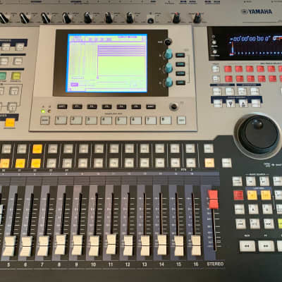 Yamaha AW4416 Professional Audio Workstation 16-Track Yamaha AW4416 Professional Audio Workstation 16-Track