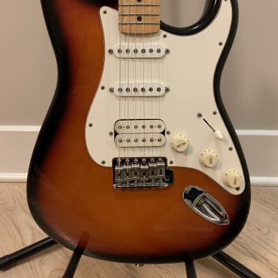 Fender California Fat Stratocaster with Maple Fretboard 1997 - 1998 Sunburst image 14