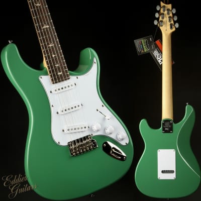 The PRS Silver Sky outsold all USA-made Fender Stratocaster models on  Reverb in 2021