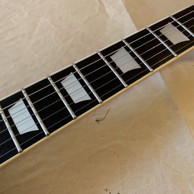 Yamaha Studio Lord SL550S Standard 80s Cherry Sunburst. Les Yamaha Studio Lord SL550S Standard 80s Cherry Sunburst. Les