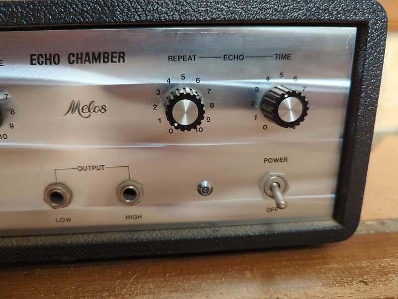 MELOS (UNIVOX) Echo Chamber Vintage Tape Echo Circa 1978 Silver/Black
