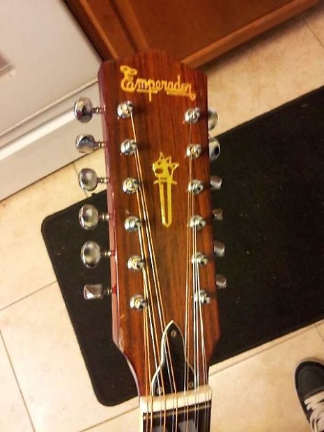 Emperador 12 sale string guitar