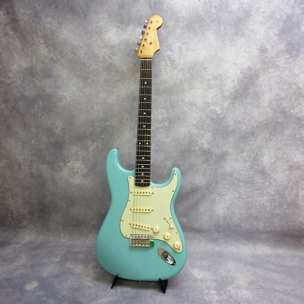 Cyan stratocaster new arrivals