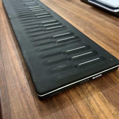 ROLI Seaboard Block 24-Key Expressive MIDI Keyboard Controller