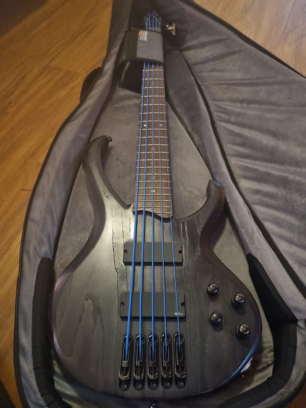 Ibanez btb outlet 705