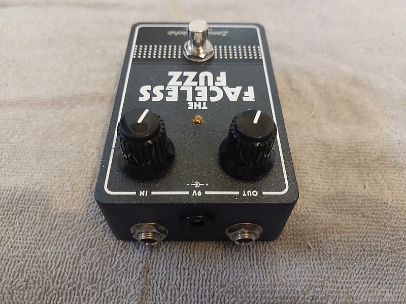FACELESS FUZZ! Germanium Fuzz Face From Dominion Electric Effects!