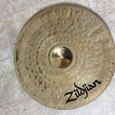 Zildjian 19