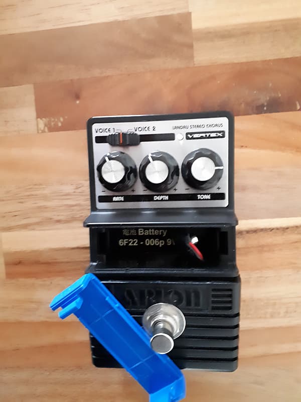 Vertex Landau stereo chorus with box & manual | Reverb