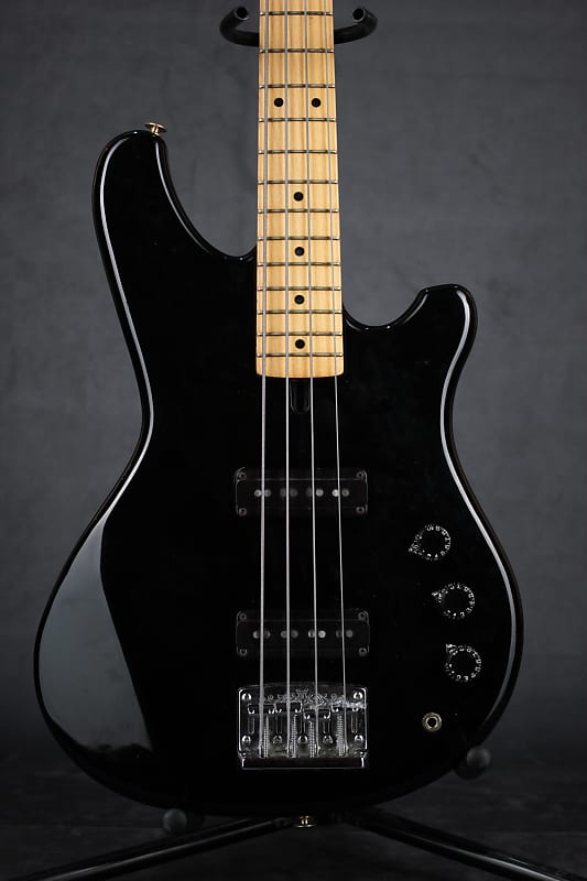 Yamaha SB500 1978 black Super Bass model Japan Jazz Bass (video