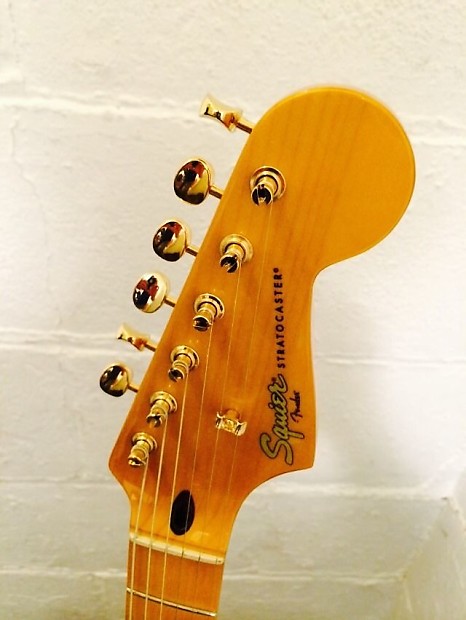エレキギター】SQUIER 60th Aniversary “CLASSIC VIBE 50