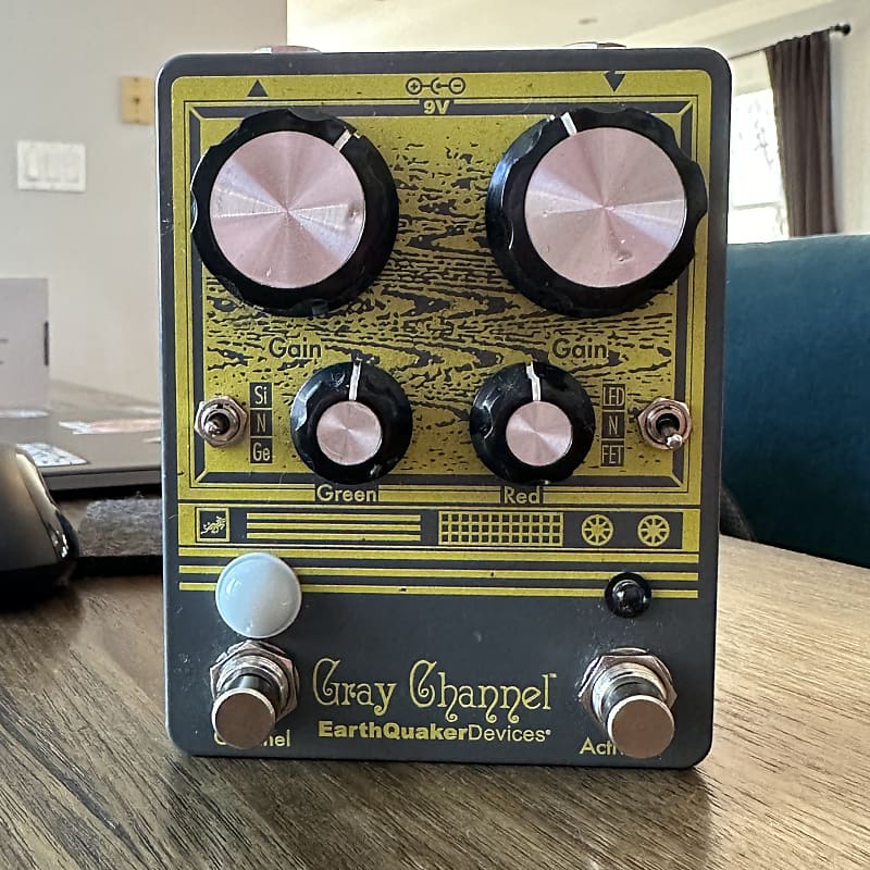 EarthQuaker Devices Gray Channel Dynamic Dirt Doubler 2016 - 2019 - Grey /  Yellow Print