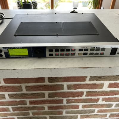 Yamaha Motif Rack Tone Generator 2000s - Gray
