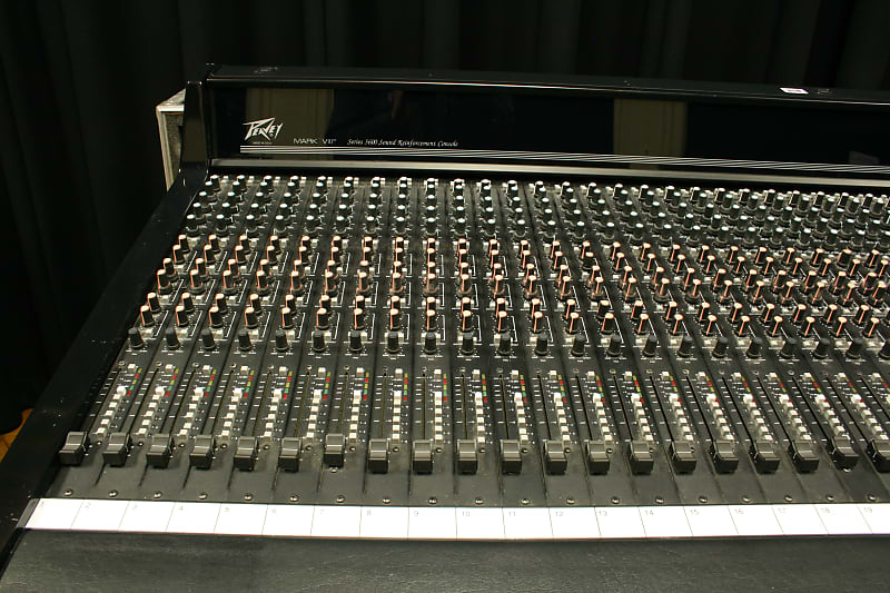 36chアナログミキサー　PEAVY MARK VIII series 3600 36chアナログミキサー PEAVY MARK VIII series 3600 Peavey MARK