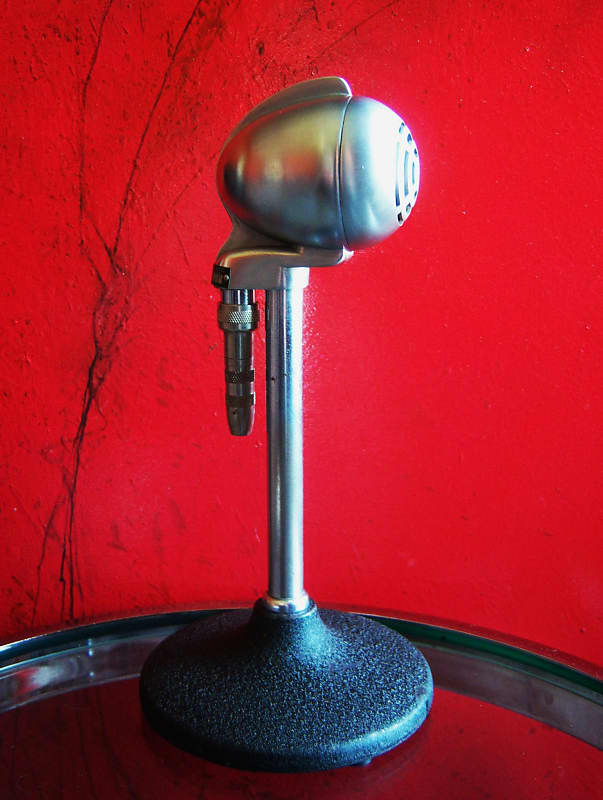 Vintage RARE 1940's Turner CD dynamic "bullet" microphone Reverb