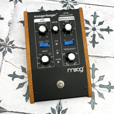 大幅値下げ❗️Moog Moogerfooger MF-102 Moog Moogerfooger MF-102 Ring Modulator (Used) – Nightlife