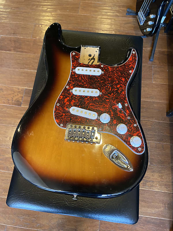 Squier Stratocaster Loaded Body image 1