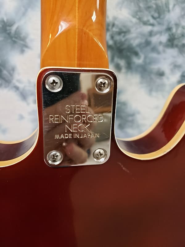 1968 Aria Diamond Model 1202T Thinline Sunburst 335 Style