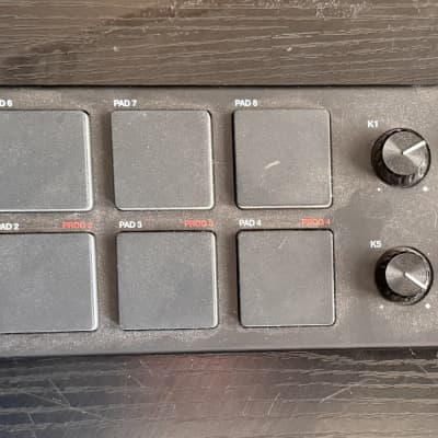 Akai LPD8 MKII MIDI Pad Controller 2022 - Present - Black