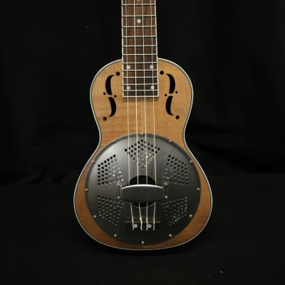 Gold Tone ResoMaple Concert-Scale Curly Maple Resonator Ukulele with Gig Bag image 3