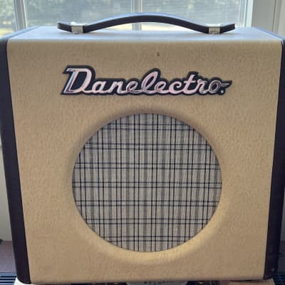 Danelectro Nifty Fifty Amp for sale