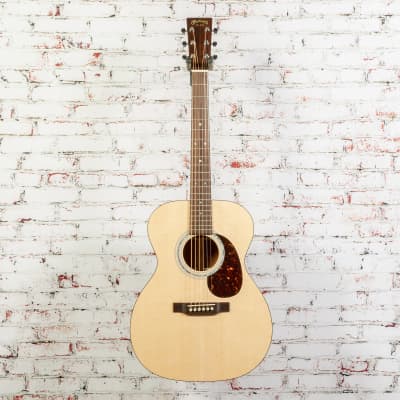 Martin - Special USA Run - 000 Size 14-Fret Acoustic Guitar - Sitka Spruce and Sipo Mahogany - Natural - w/Case image 2