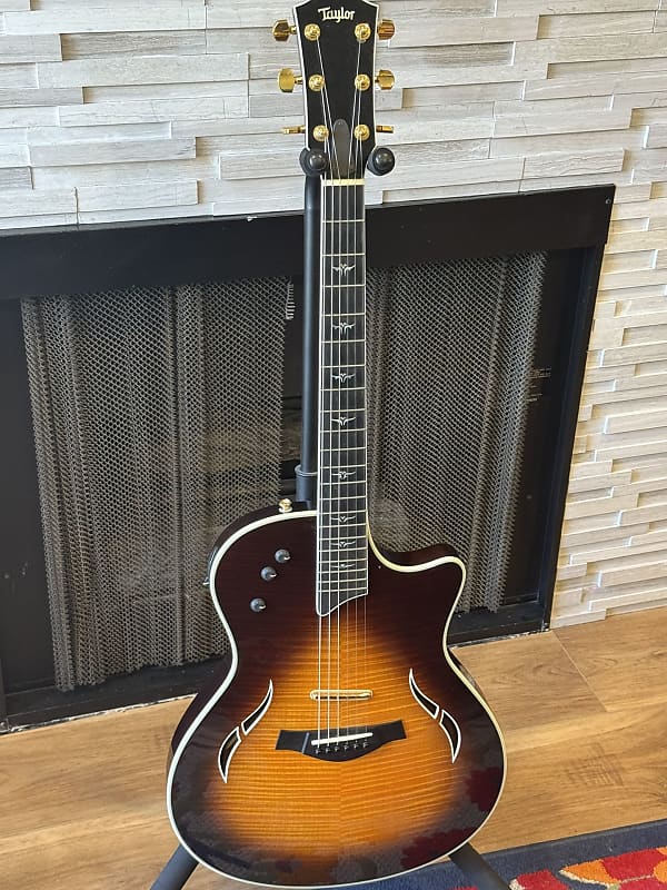 AGH | Taylor T5 Black Quilt (Used)