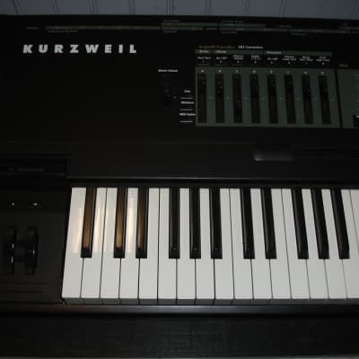 Kurzweil K2600X Fully Weighted 88-Key Professional Keyboard Synthesizer w/ Road Case image 2